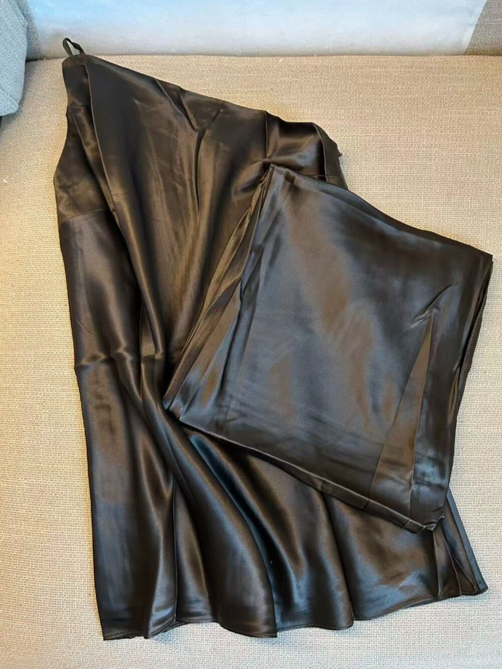 Reformation Samantha Silk Two Piece Sz4 Black Pearl Cafe Brown Set One Shoulder - Picture 7 of 12